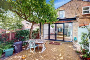 3Bed 2,5Bath House with Garden near Hanwell Station
